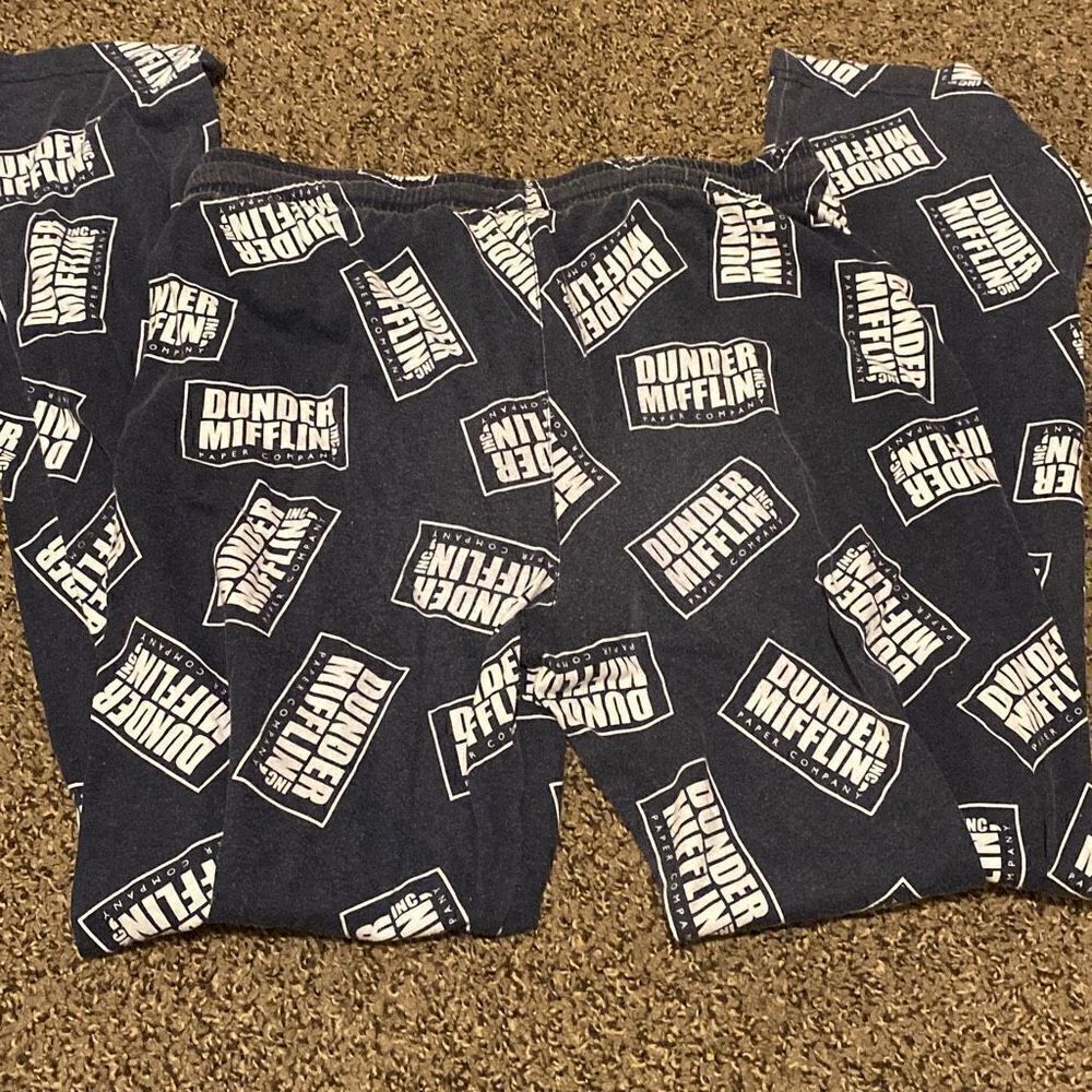 Men’s Dunder mifflin the office pants size small - Picture 5 of 5